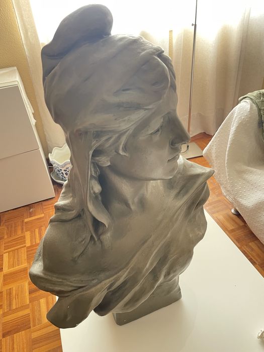 Busto Republica Portuguesa