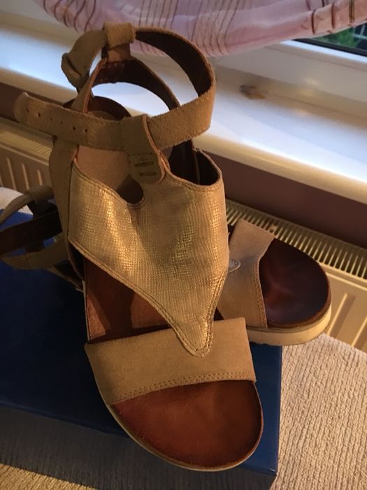 Sandalki Mjus 39