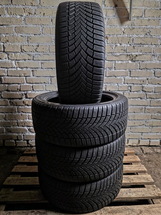 Зимові 235/45r18 Bridgestone | 2023 | Комплект / 4шт | Преміум шини | Ідеальний стан, без пошкоджень, без ремонтів, без дефектів
