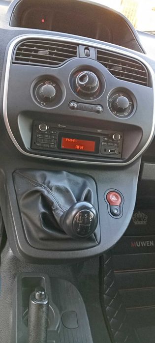 Renault Kangoo Business  2016 C/3 lugares,1 Proprietário , Nacional ,em ótimo estado.