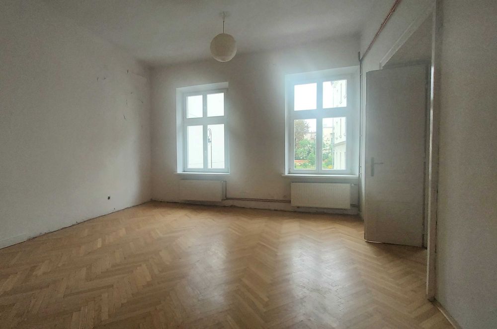 LOKAL 180 m2 - 4-5 pomieszczeń, zaplecze kuchenne i sanitarne CENTRUM