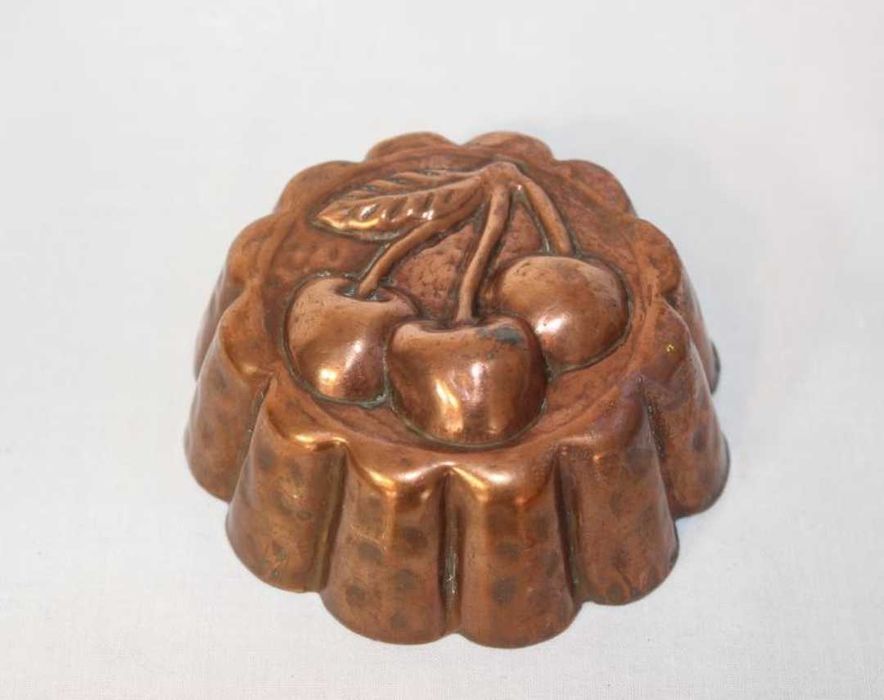 форма для випікання з рельєфом вишні, вінтаж