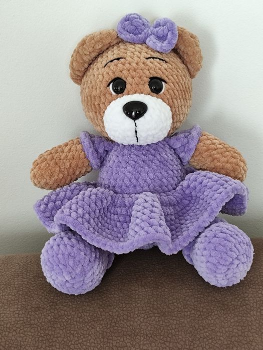 Maskotka miś dla dziewczynki na szydełku handmade