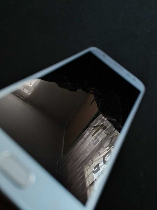 Samsung Galaxy J3 2017 Dual SIM 16GB jak nowy bez śladów