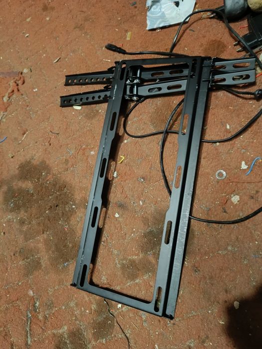 uchwyt na ścianę do 40 cali