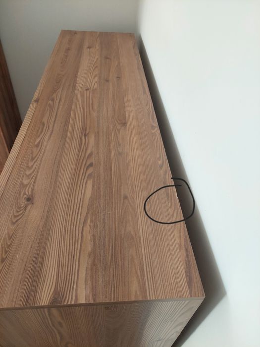 Komoda Black Red White