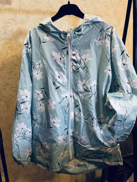 Вітровка на дівчинку 134 см