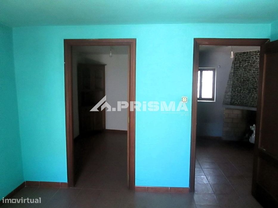 Moradia T2 para venda em Monfortinho