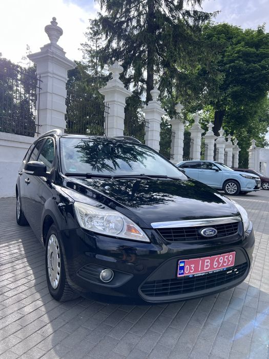Продам авто Ford Focus 2008