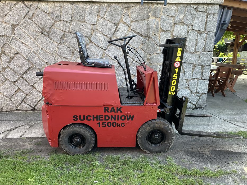 Wózek widłowy  rak 7 suchedniów