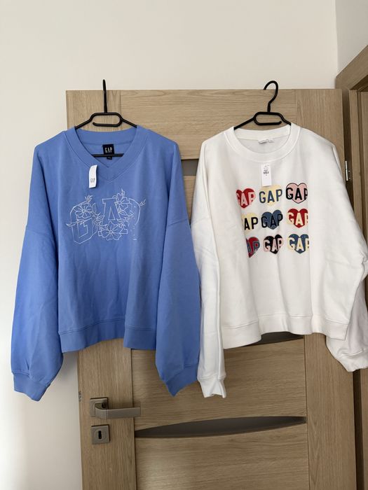 Dwie nowe damskie bluzy GAP