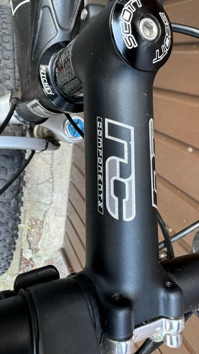 Scott racing team issue