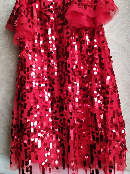 Праздничное  платье для девочки