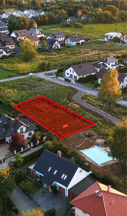Bezpośrednio sprzedam działkę 650m2 przy ul. Trockiego