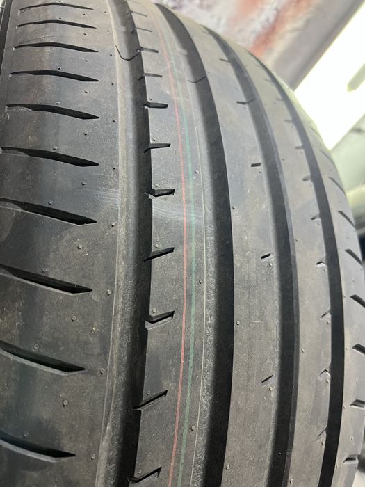 Резина лето Toyo proxes 225/45 r21