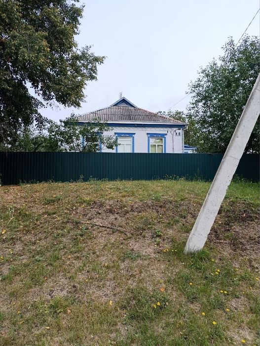 Продається будинок в с.Лазірки