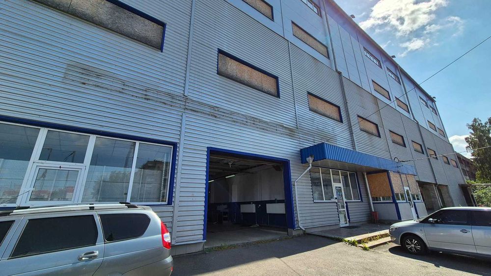 Продаж приміщення вільного призначення на Замості
