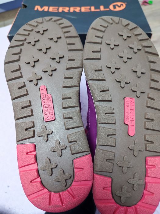 Чобітки 34 на зиму дівчині Merrell