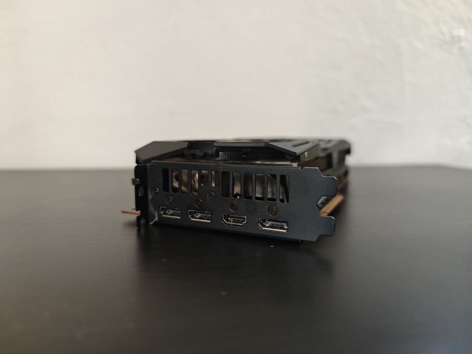 GPU ASUS ROG Strix RX 5700