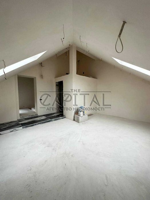 Продаж / Будинок / Гора / вул. Квітнева, 33