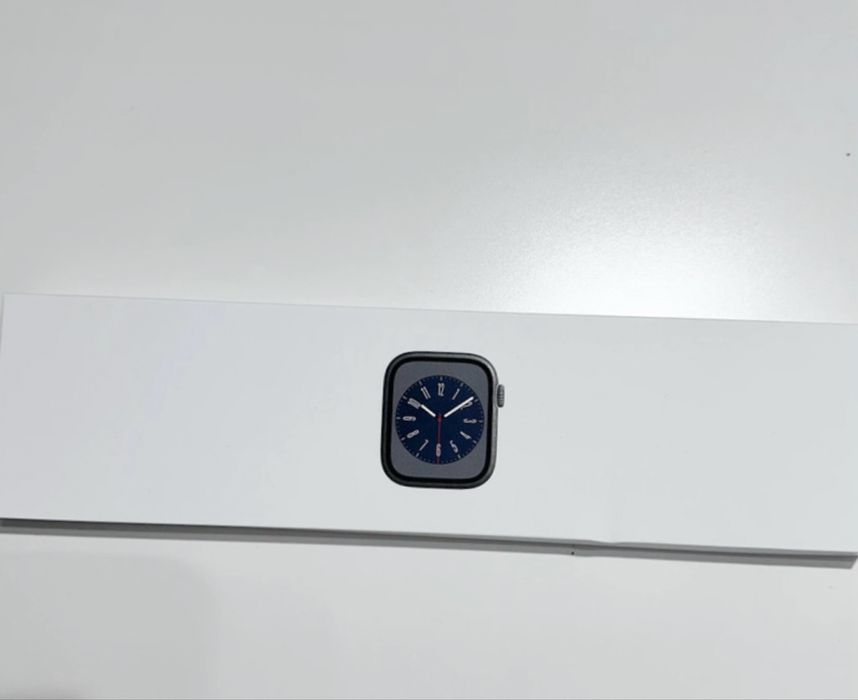 Apple Watch Series 8 GPS + Cellular 45mm Aço Inoxidável Grafite