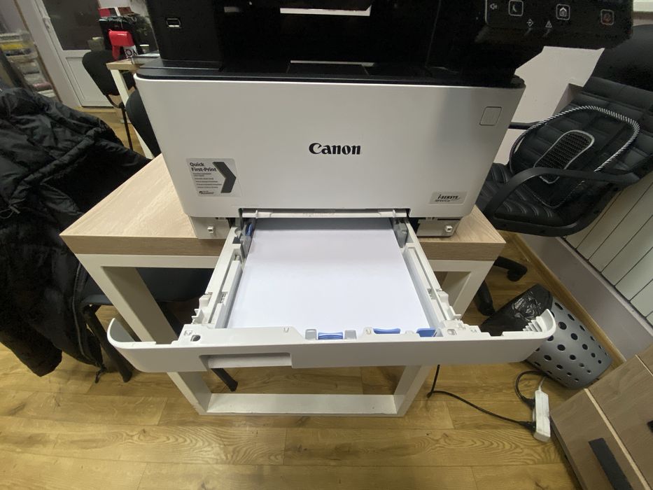 МФУ Canon i sensys MF 641 cw