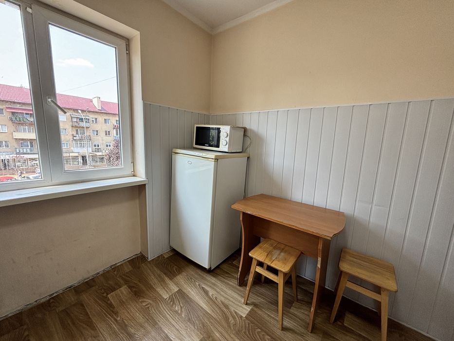 Однокімнатна квартира подобово біля собору