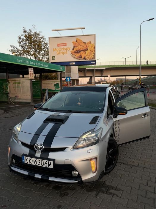 Toyota Prius Toyota Prius III 1.8 Hybrid EXECUTIVE - Najbogatsza wersja