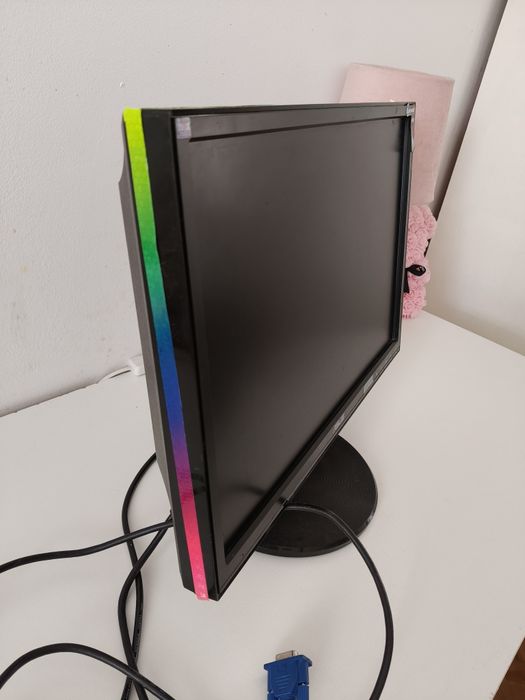 Monitor Asus 19 cali