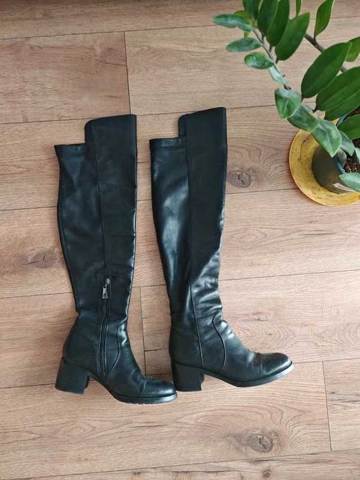 Czarne skórzane kozaki za kolano Kazar 38