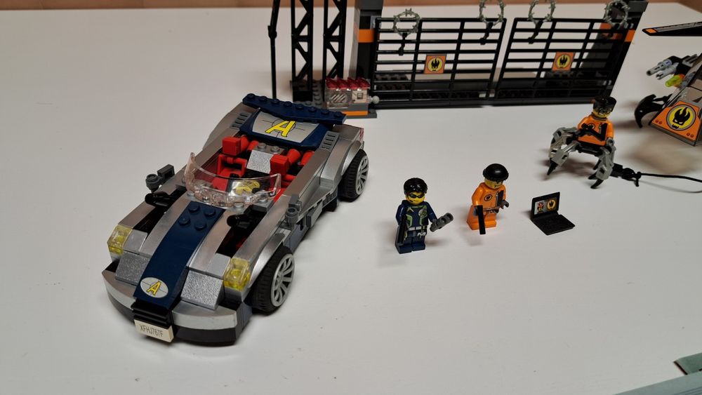 LEGO 8634 - Turbocar Chase - AGENTS