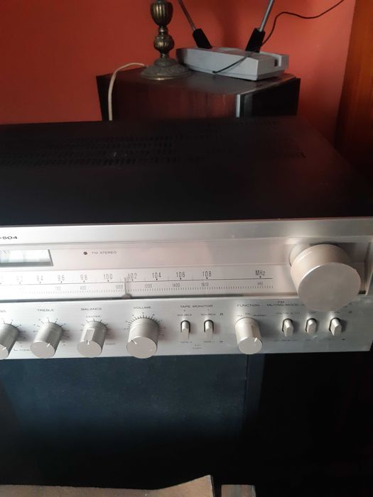 amplituner Hitachi sr 504