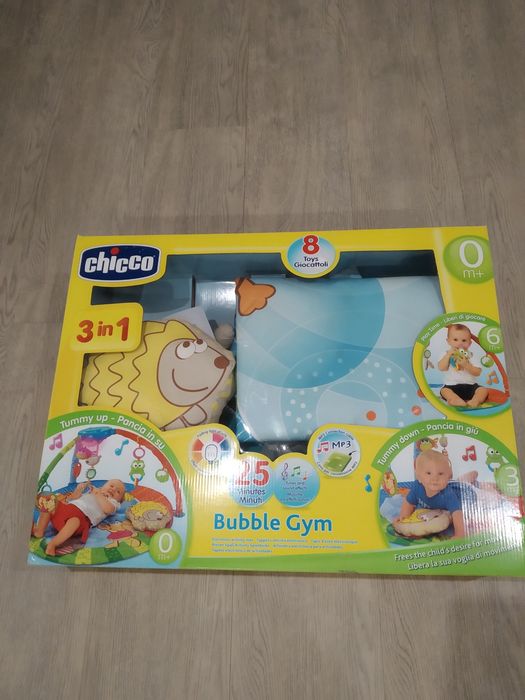 Tapete actividades chicco