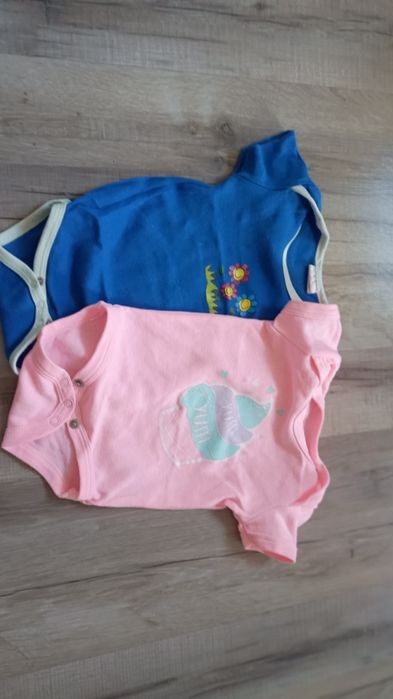Body krótki rękaw roz 62