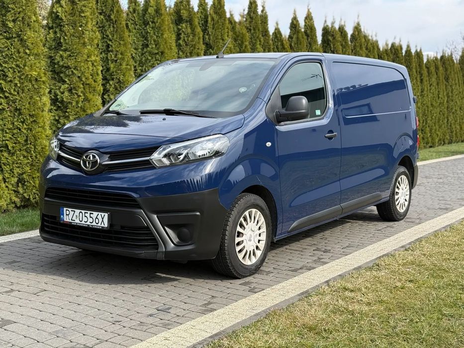 Toyota PRO ACE SALON POLSKA