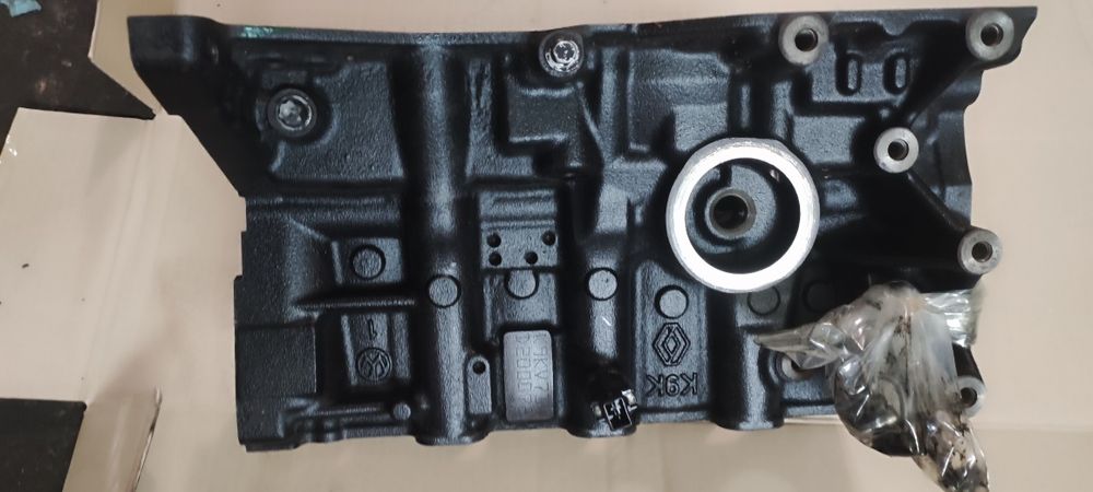 Renault Kangoo Scenik, Megane,K9K 1.5dci Блок двигуна колінвал шатуни