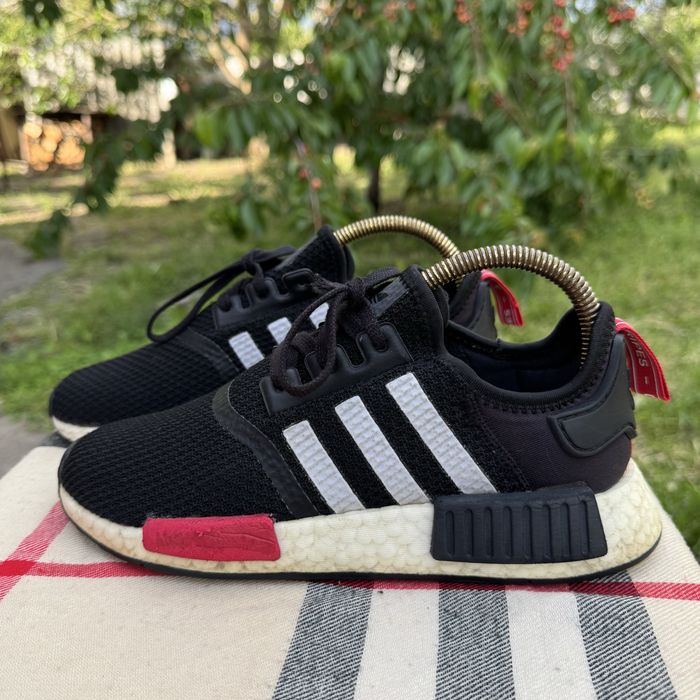 Кроссовки Adidas NMD R1 Black, 38 размер, Оригинал, Кросівки