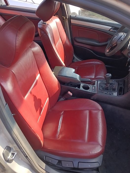 BMW E46 skóra skórzane fotele czerwone czerwona boczki kanapa fotel