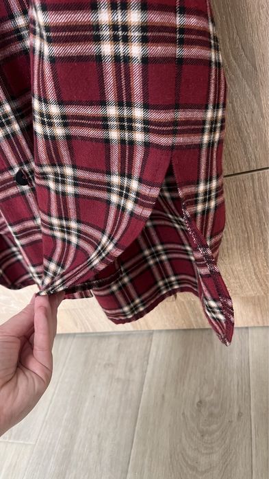 Нова сорочка в клітинку