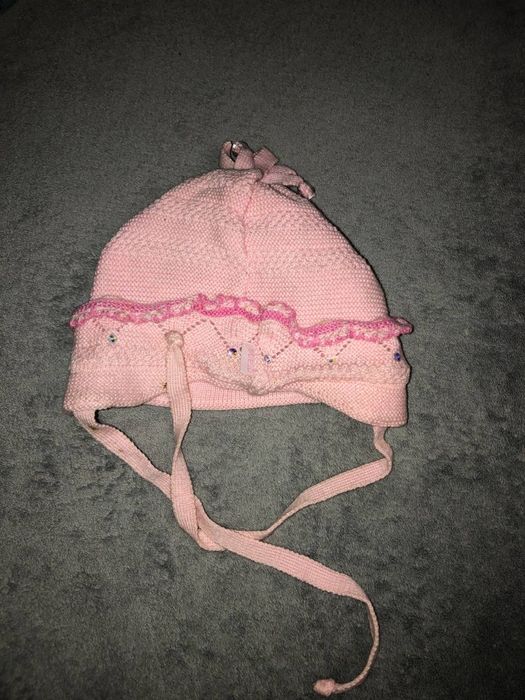 Шапка для девочки новая