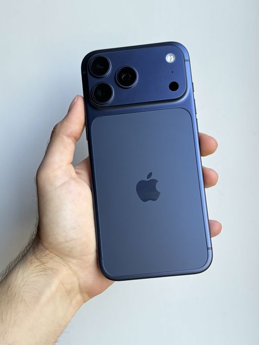 Новый iPhone 17 Pro Max 256 Gb Deep Blue Neverlock АКБ 100% Физическая сим, на Гарантии