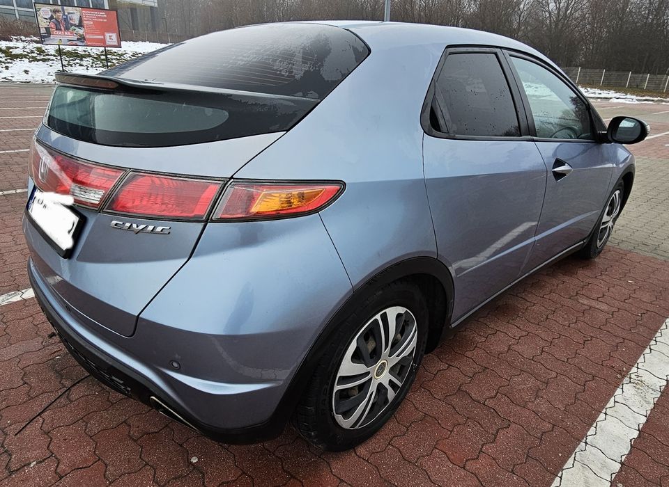 Honda Civic VIII – 1.8 i-VTEC, 140 KM – benzyna + LPG (2006), sprawny