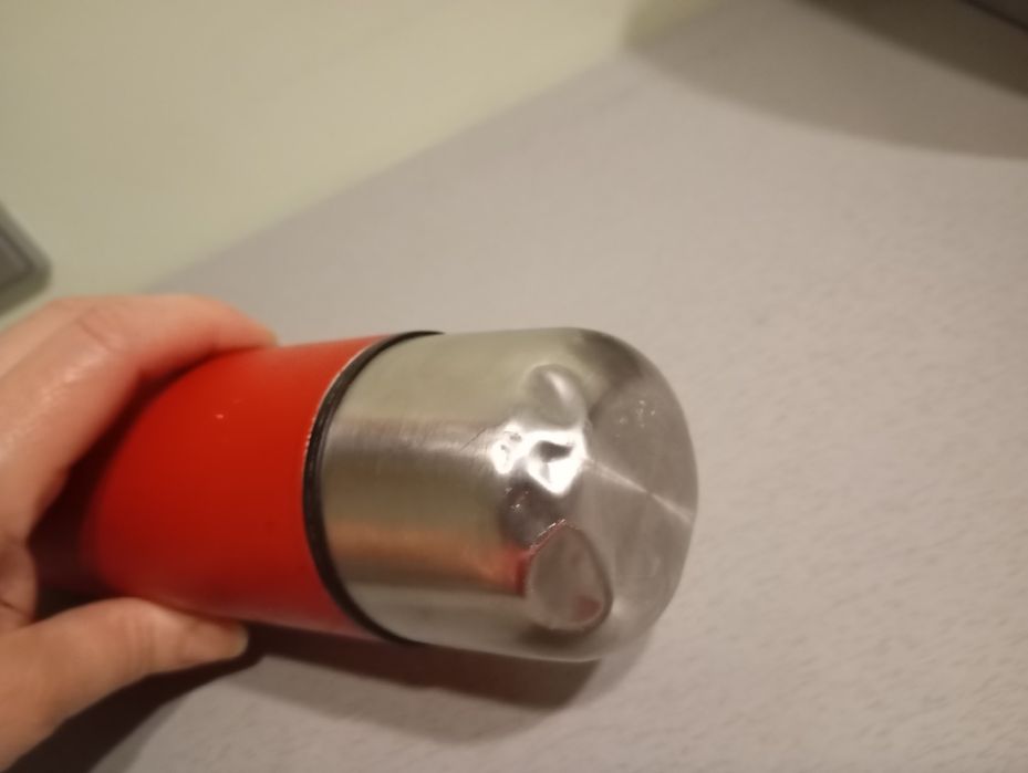 Garrafa de alumínio