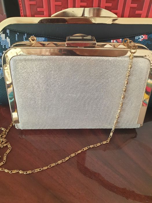 Клатч золотий колір.Виробник Туреччина.