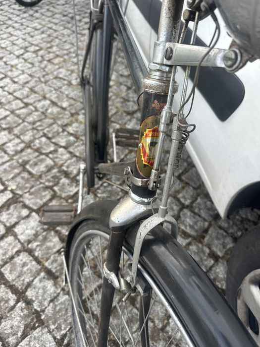 Bicicleta pasteleira antiga