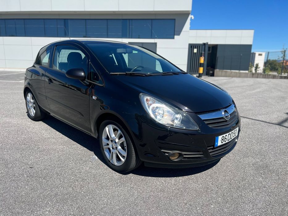 Opel Corsa Van - 2 lugares - Nacional