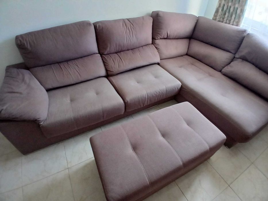 Móvel de Sala - Sofá 4 lugares com Chaise Longue