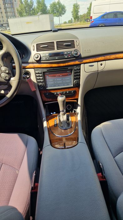 Продам Мерседес E 200 компресор