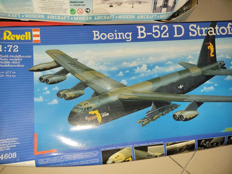 Aviões e kits  de modelismo