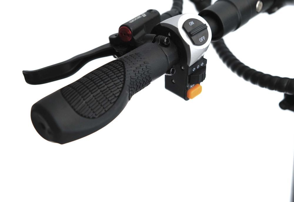 Электросамокат полноприводный Yoo Bee Explorer 5600W 28 Ah